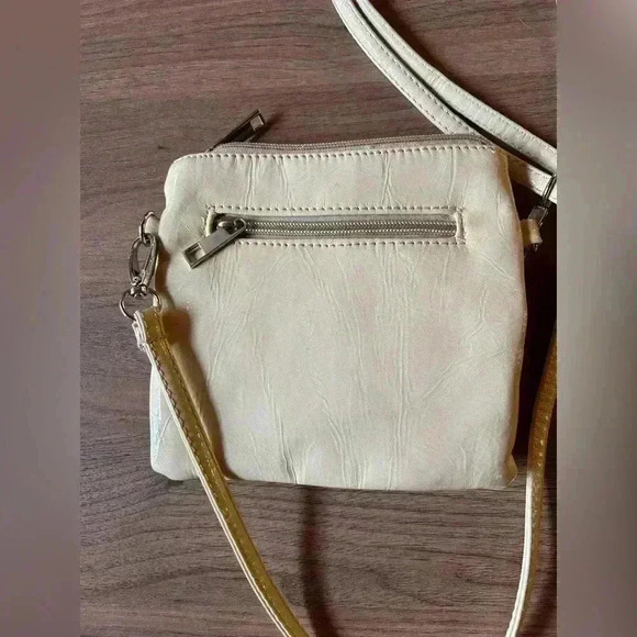 Crossbody bag w rose, phone pocket, inside pocket, see pics - Picture 6 of 8